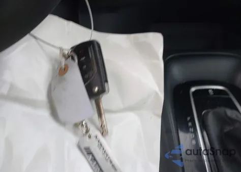 2021 Toyota Corolla Le from USA, damaged, VIN 5YFEPMAE2MP192813